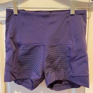 Lululemon size 8 Rogue Renegade Shorts